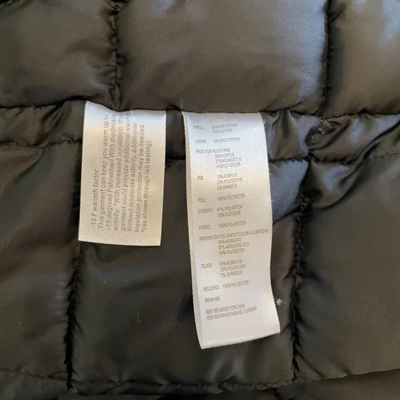 $20 FOR A COAT!!!     Andrew Marc XXL white parka - Picture 7 of 12